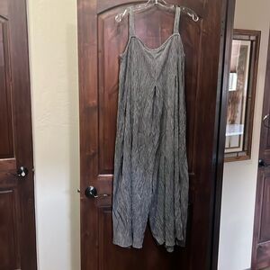 Midi length jump suit